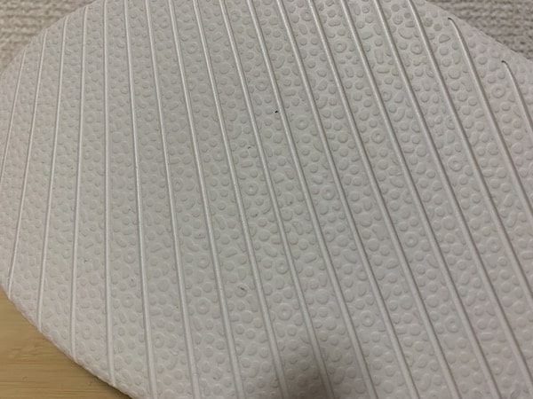 オールバーズは新品のときから歩きやすい