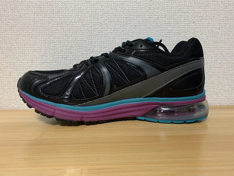 エアロジャンプのサイズ感は少し小さめ